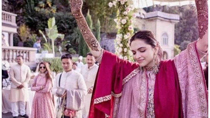 Deepika Padukone Danced To This Song At Her Sangeet Ceremony & Miss Malini Guessed It Right