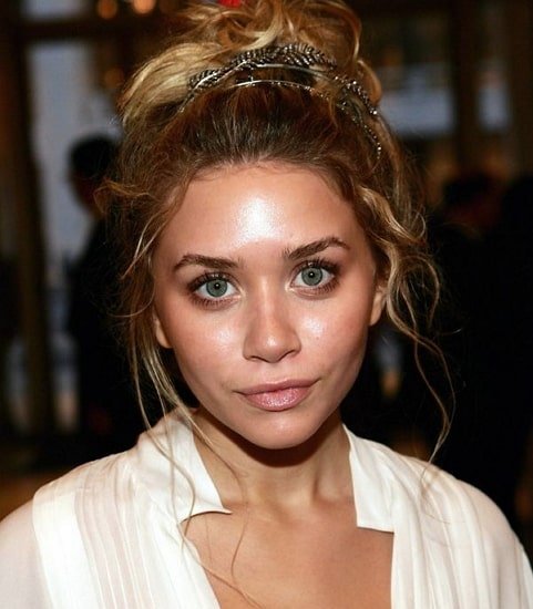 Ashley Olsen Wiki, Age, Net Worth, Boyfriend, Family, Biography & More