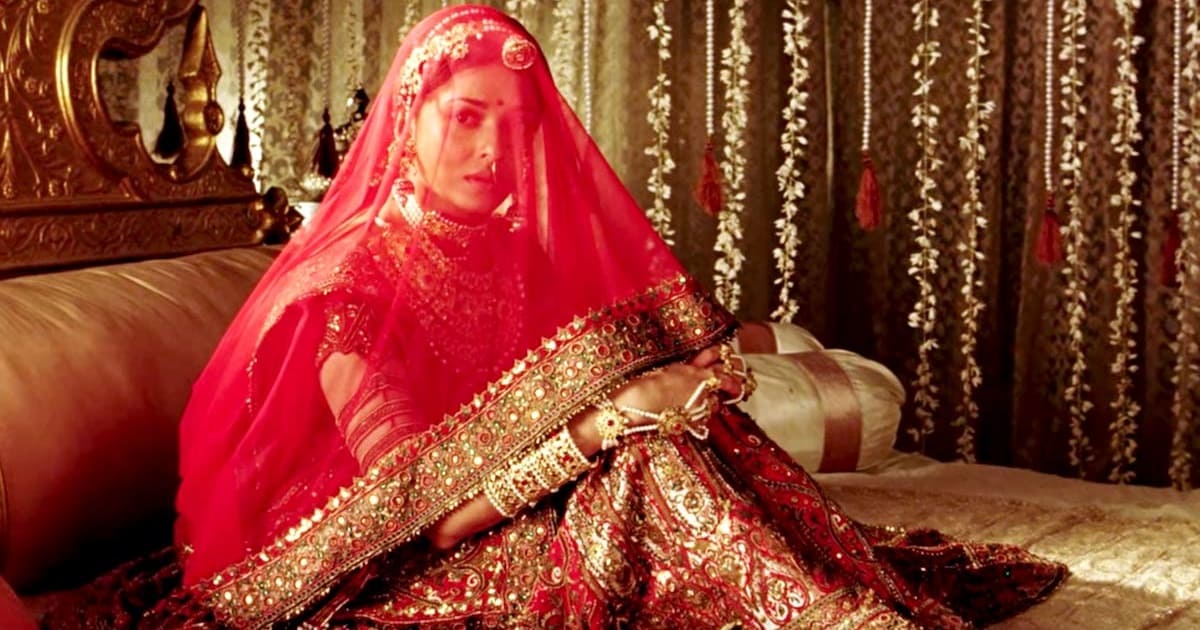 Did You Know This Actress Once Wore 200 Kg Gold Jewellery For Film, 50 Guards Were Present During Shoot
