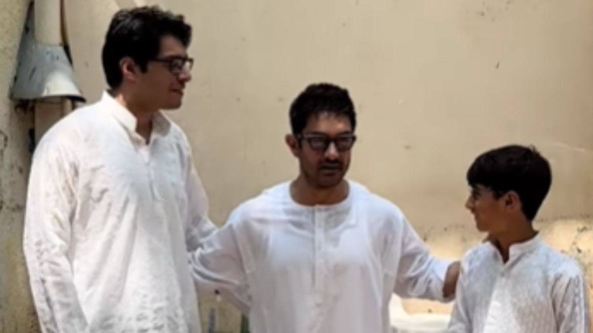 Aamir Khan And Sons Junaid, Azad Twin In White Kurtas; Spread Eid Cheer | Watch
