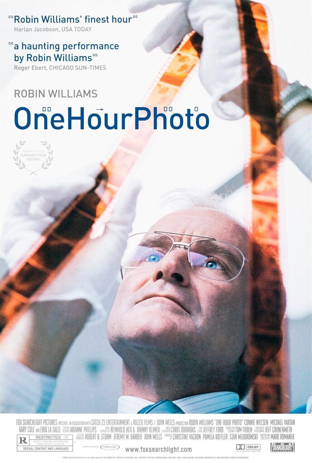 One Hour Photo 2002 Movie Cast, OTT, Budget, Box Office, And More