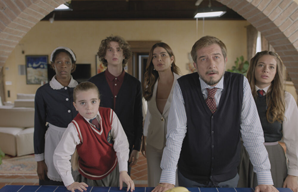 Poveri noi 2025 Movie Cast, OTT, Budget, Box Office, And More