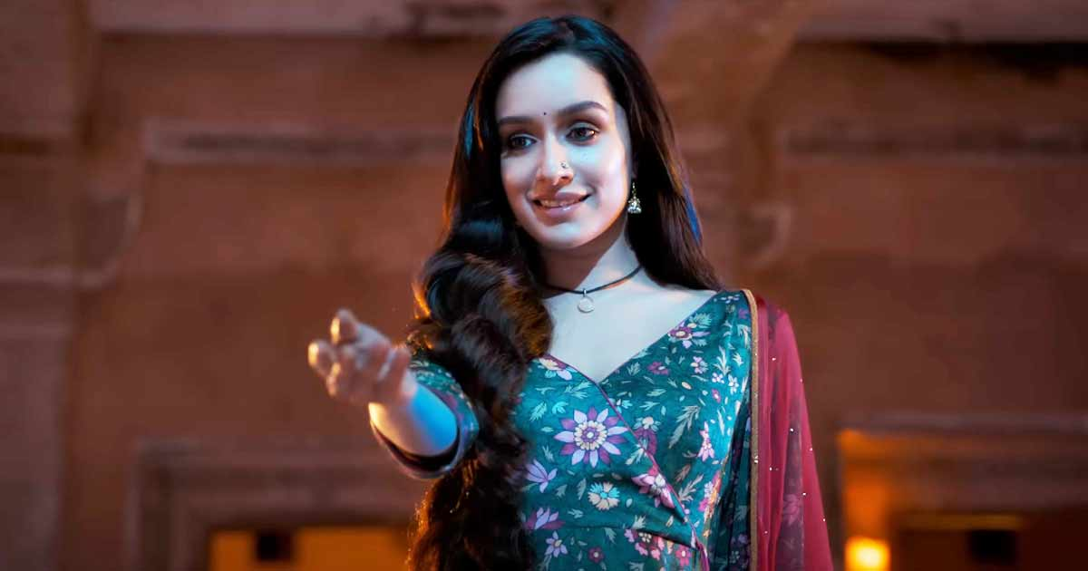 Shraddha Kapoor’s Blockbuster Reign: Stree 2 Success, Biopic Prep, and Upcoming 2025 Film Slate 2 Shraddha Kapoor’s Blockbuster Reign: Stree 2 Success, Biopic Prep, and Upcoming 2025 Film Slate