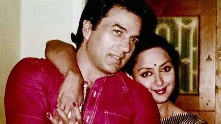 The Poet and The He-Man: When Dharmendra Called Hema Malini 'The Most Beautiful Woman I Know' and Admitted He’s a 'Very Romantic' Soul